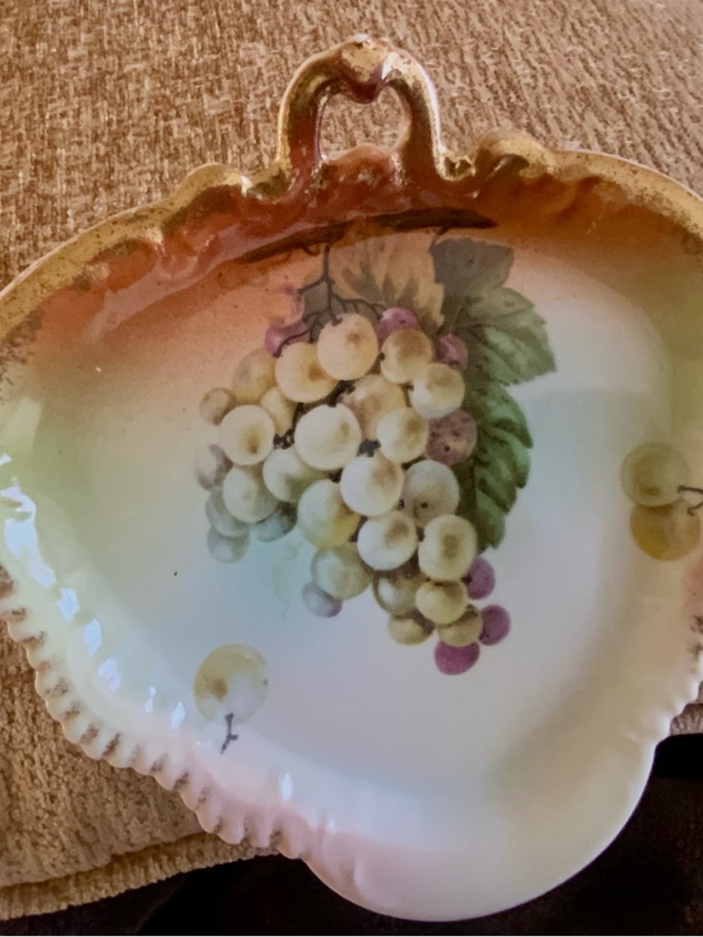 Hand-Painted Ceramic Fruit Dish in Cream and Gold
